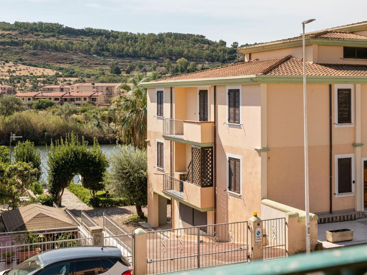 Belvilla By Oyo Casa Santa Giusta Bosa Exteriör bild
